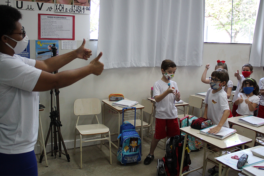 Atividade do 1º ano - Parlenda mindinho